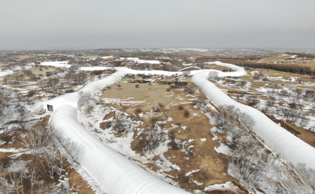 气膜滑雪赛道